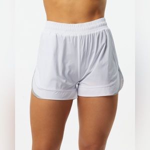 Alphalete Stride Short 3” size M